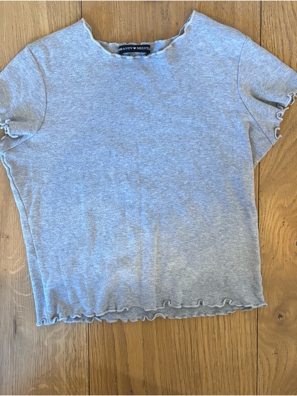 Brandy Melville Light Heather Gray Lettuce-Edge Short Sleeve Tee